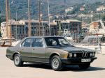 BMW 733i 1977 года
